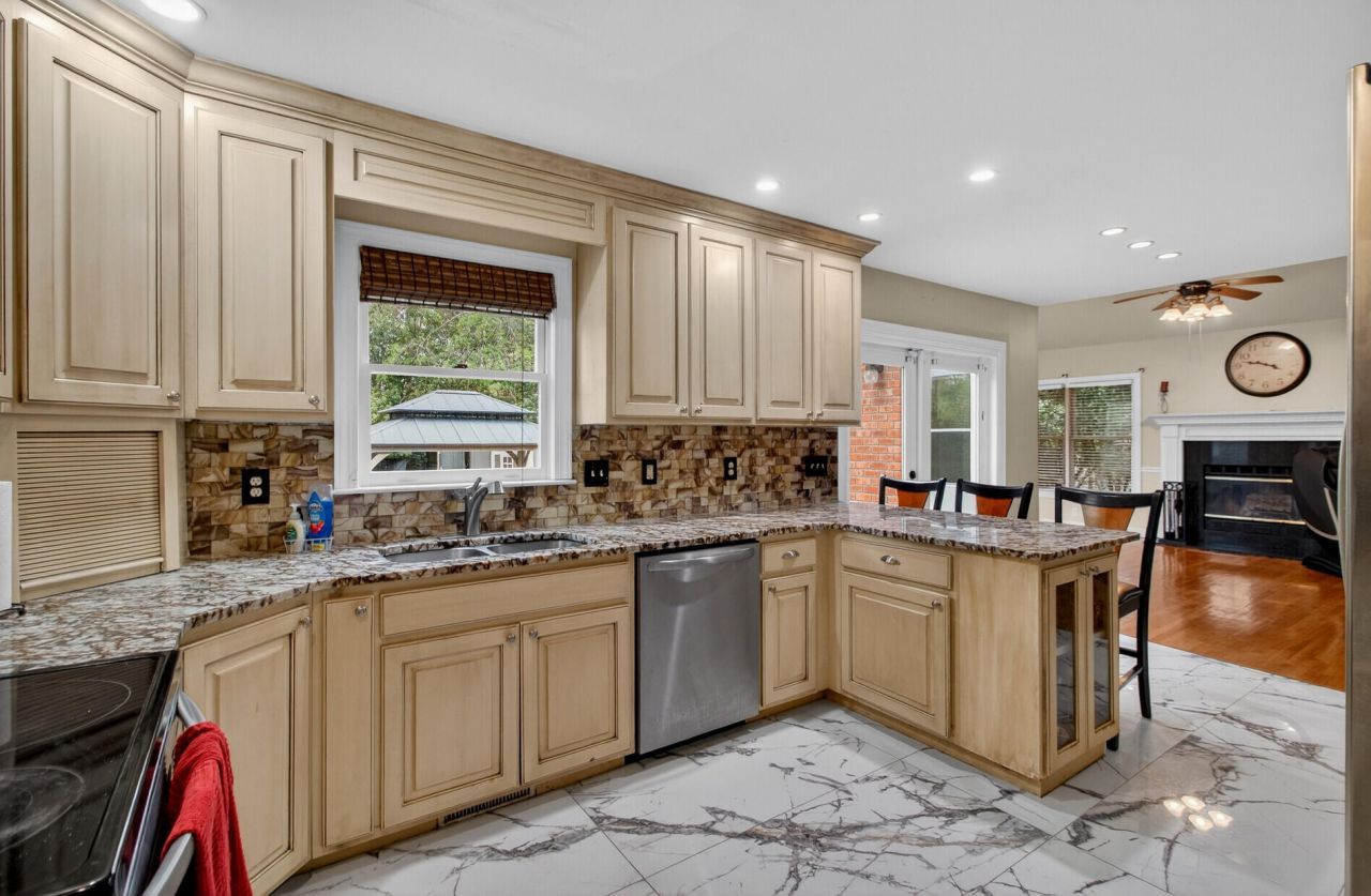 112 Delaney Circle Photo 13