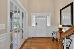 112 Delaney Circle photo 4