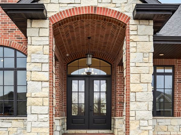 4816 147th Street, Urbandale, IA 50323