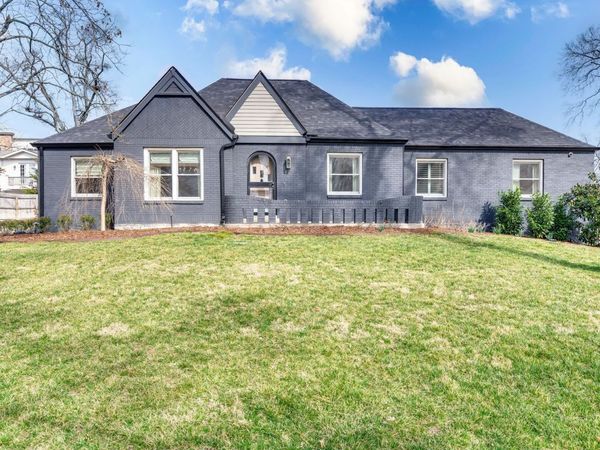 2012 Cedar Ln, Nashville, TN 37212