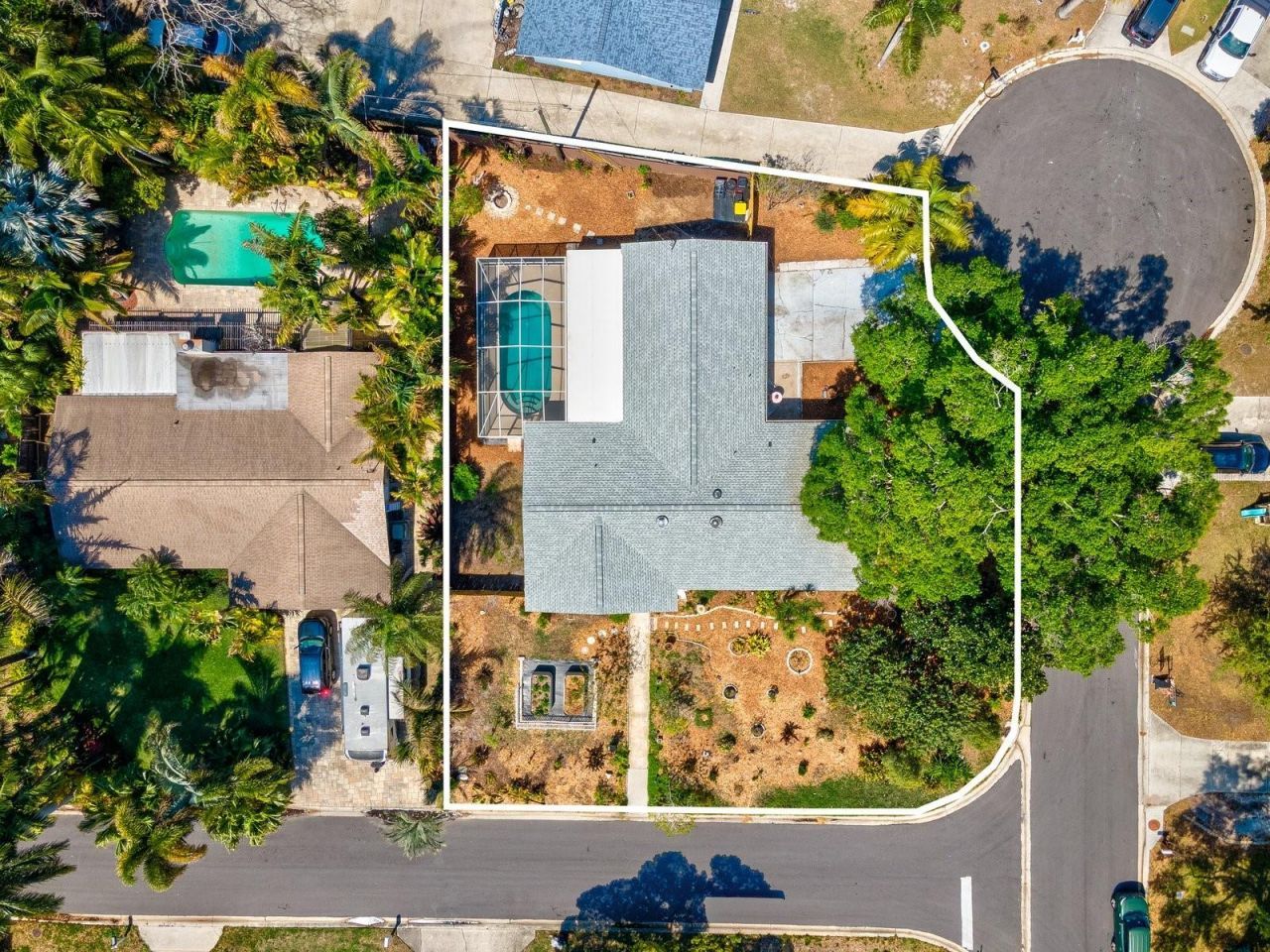 2086 Lakewood Drive, Clearwater, FL 33763 Photo