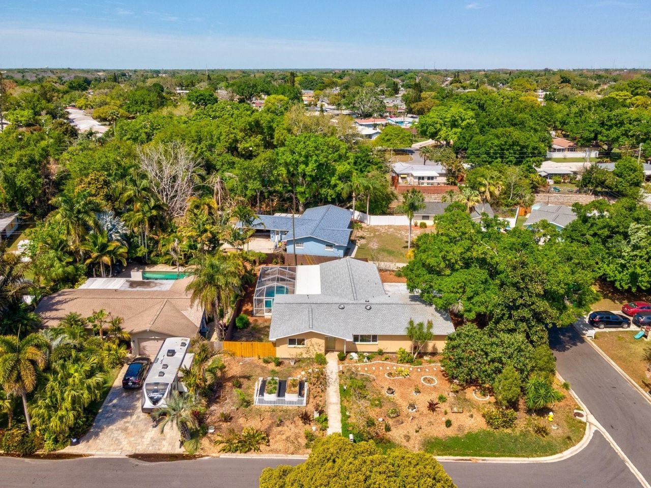 2086 Lakewood Drive, Clearwater, FL 33763 Photo