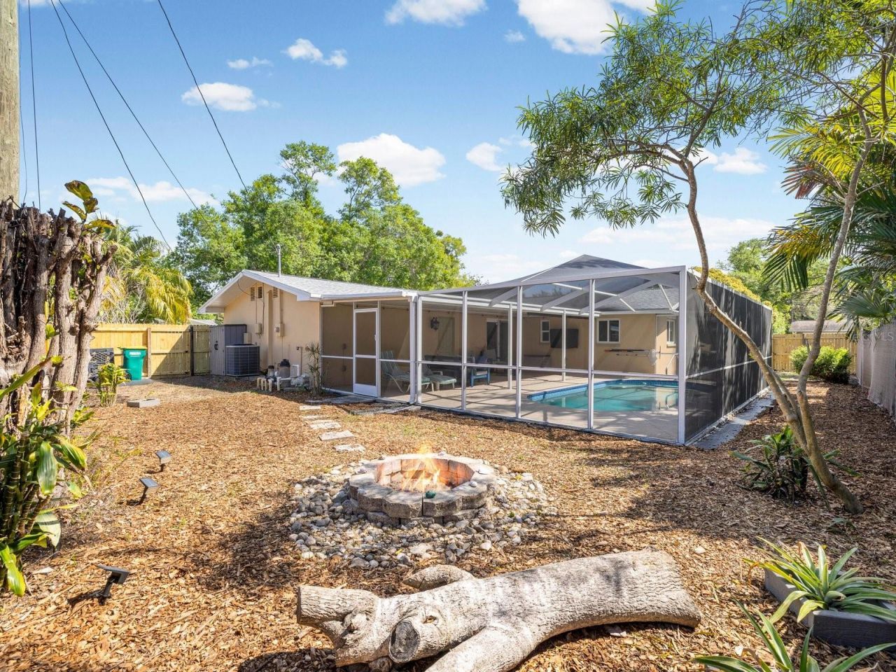 2086 Lakewood Drive, Clearwater, FL 33763 Photo