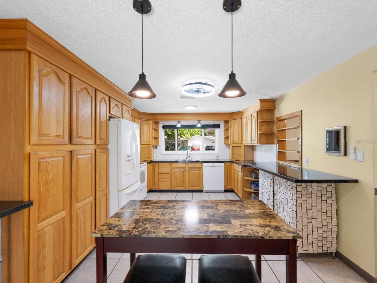 2086 Lakewood Drive, Clearwater, FL 33763 Photo