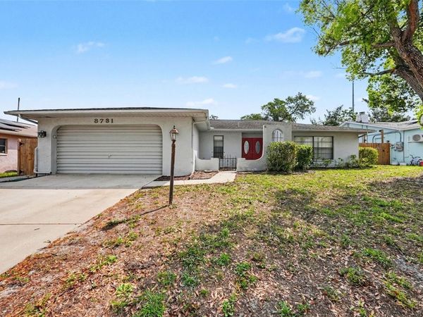 8731 WOODCREST DRIVE , PORT RICHEY, FL 34668