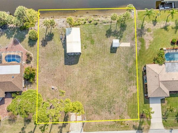 2410 /2418 COMO STREET , PORT CHARLOTTE, FL 33948