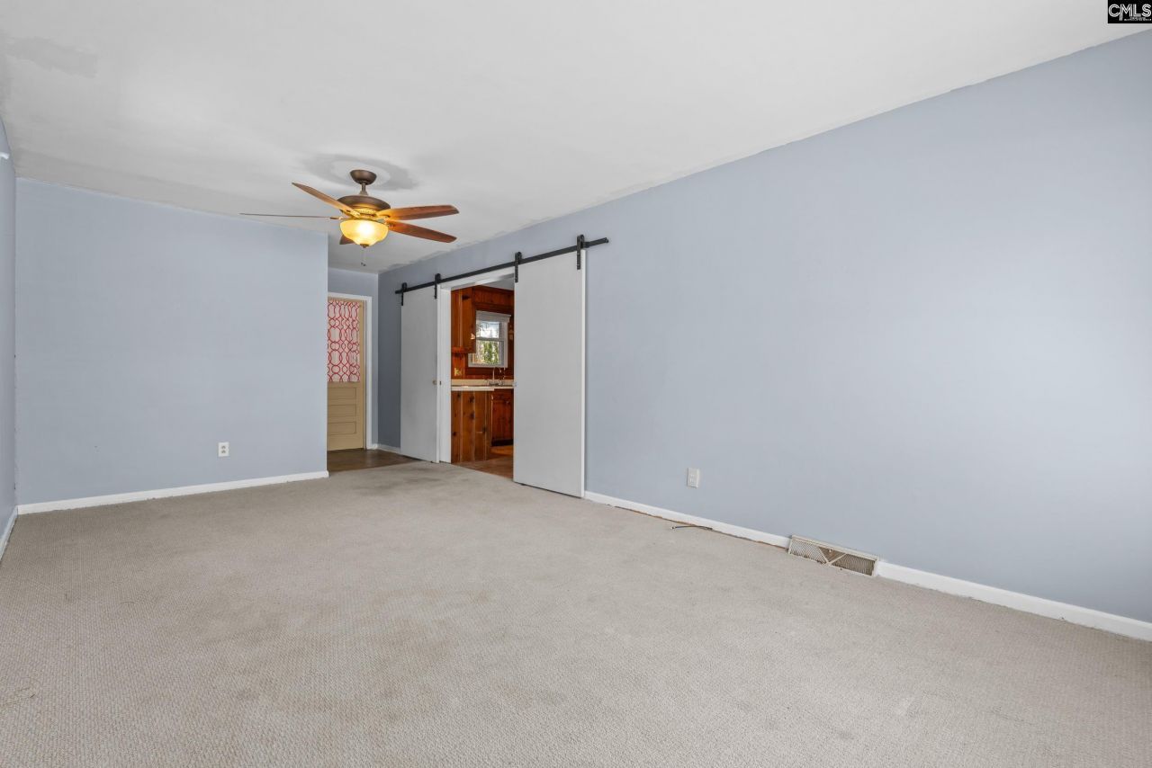 334 Pitney Road  Photo 21