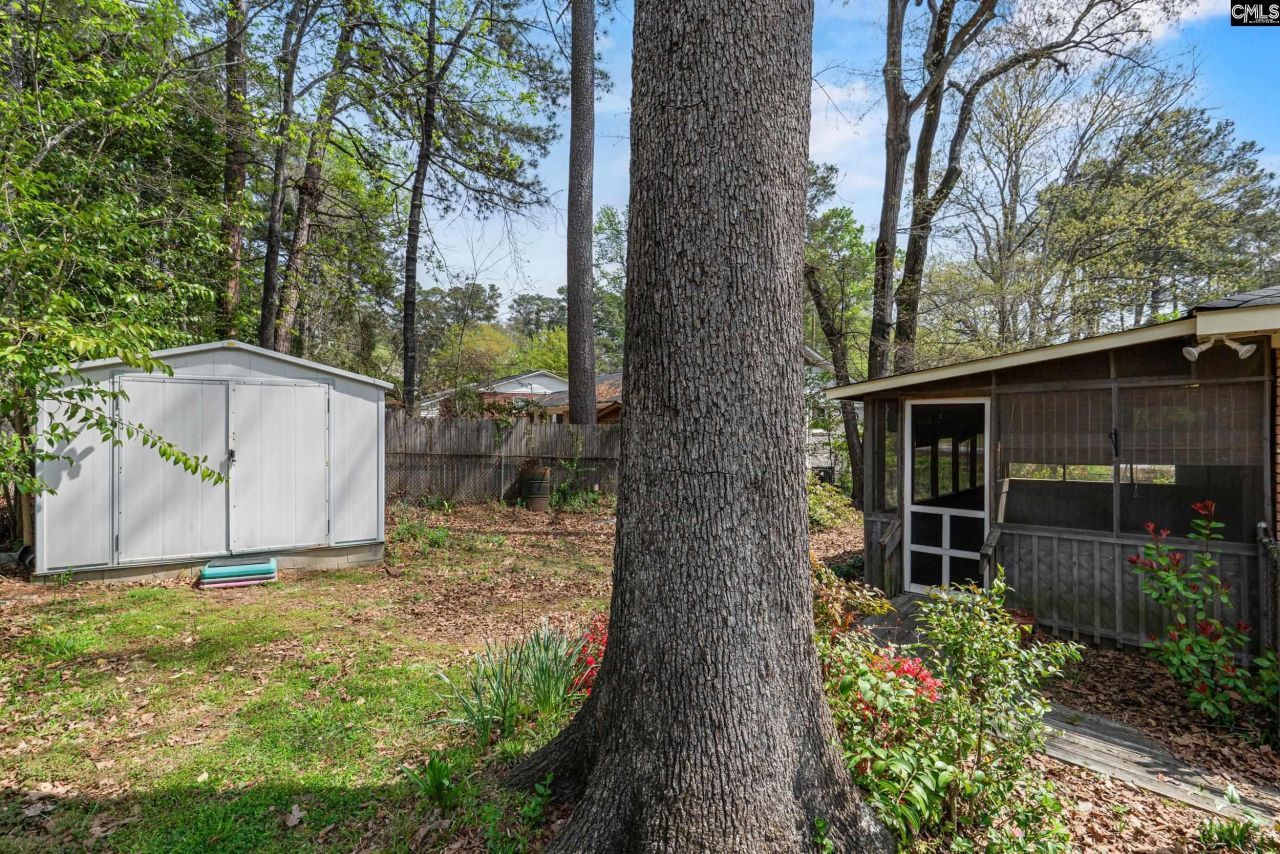 334 Pitney Road  Photo 25