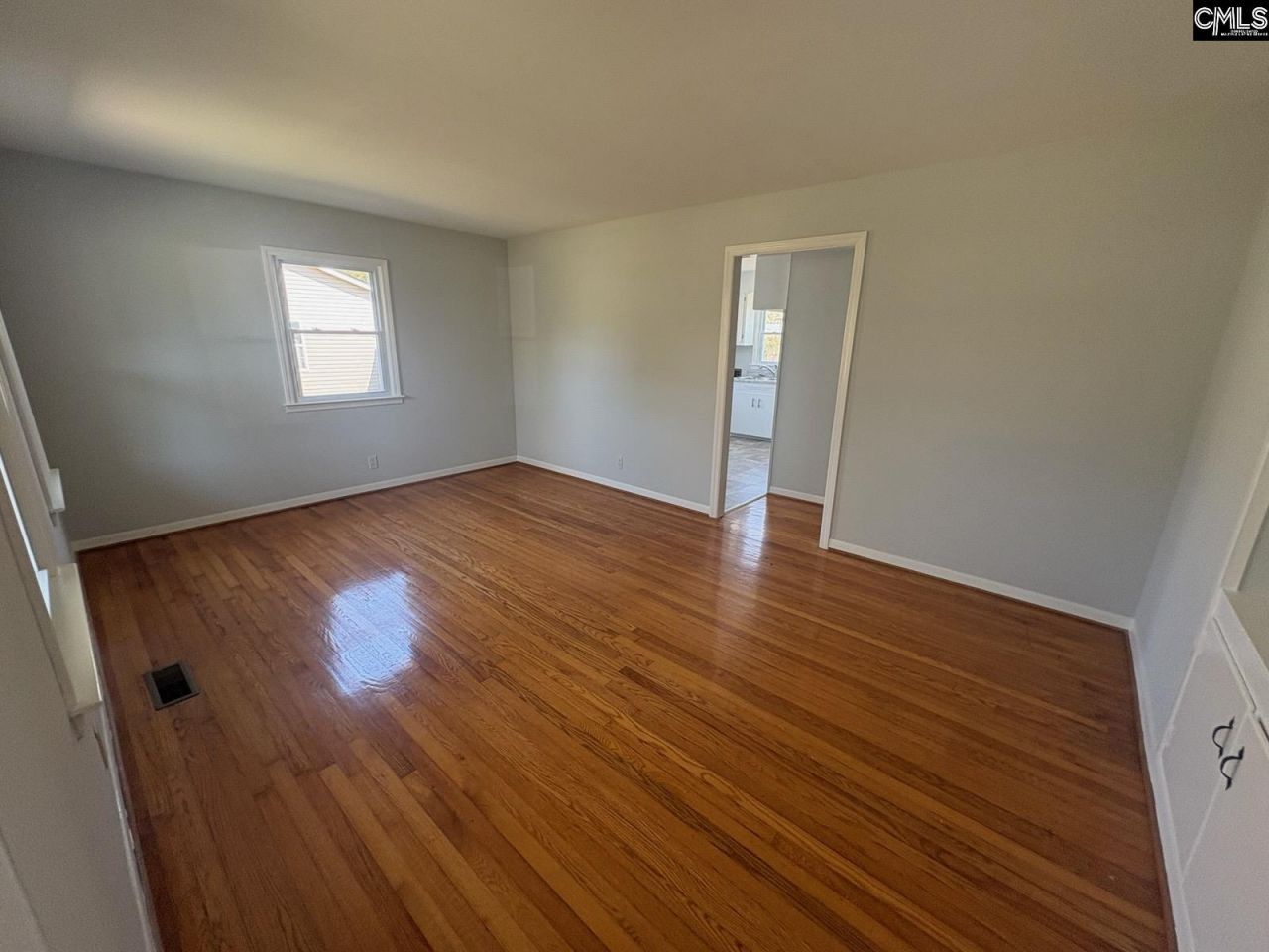 228 Pecan Drive Photo 5