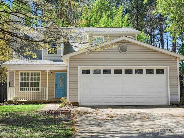 3601 Cedarbark Drive , Matthews, NC 28105