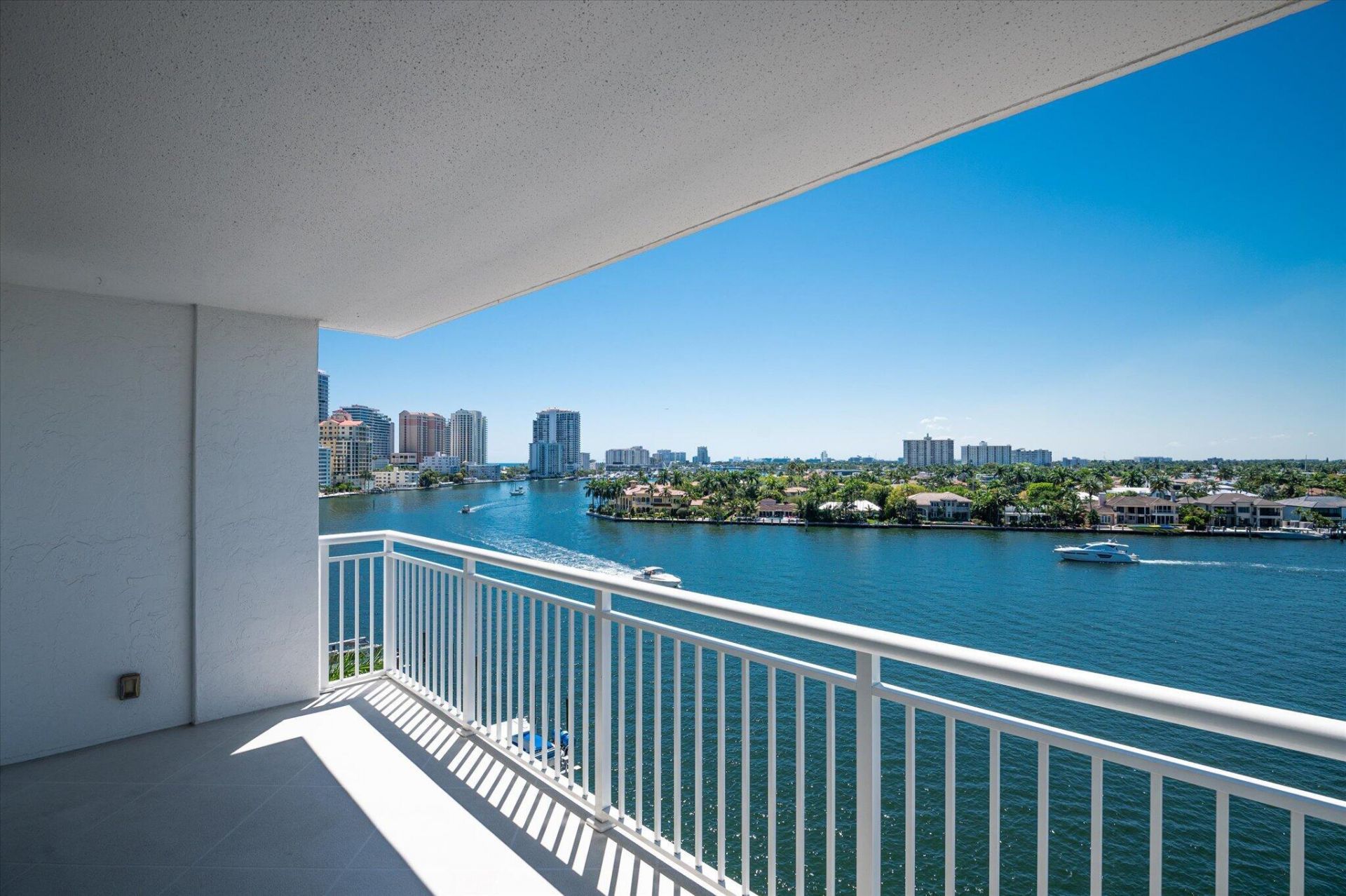 511 Bayshore Drive, Unit 802, Fort Lauderdale, FL 33304 Photo
