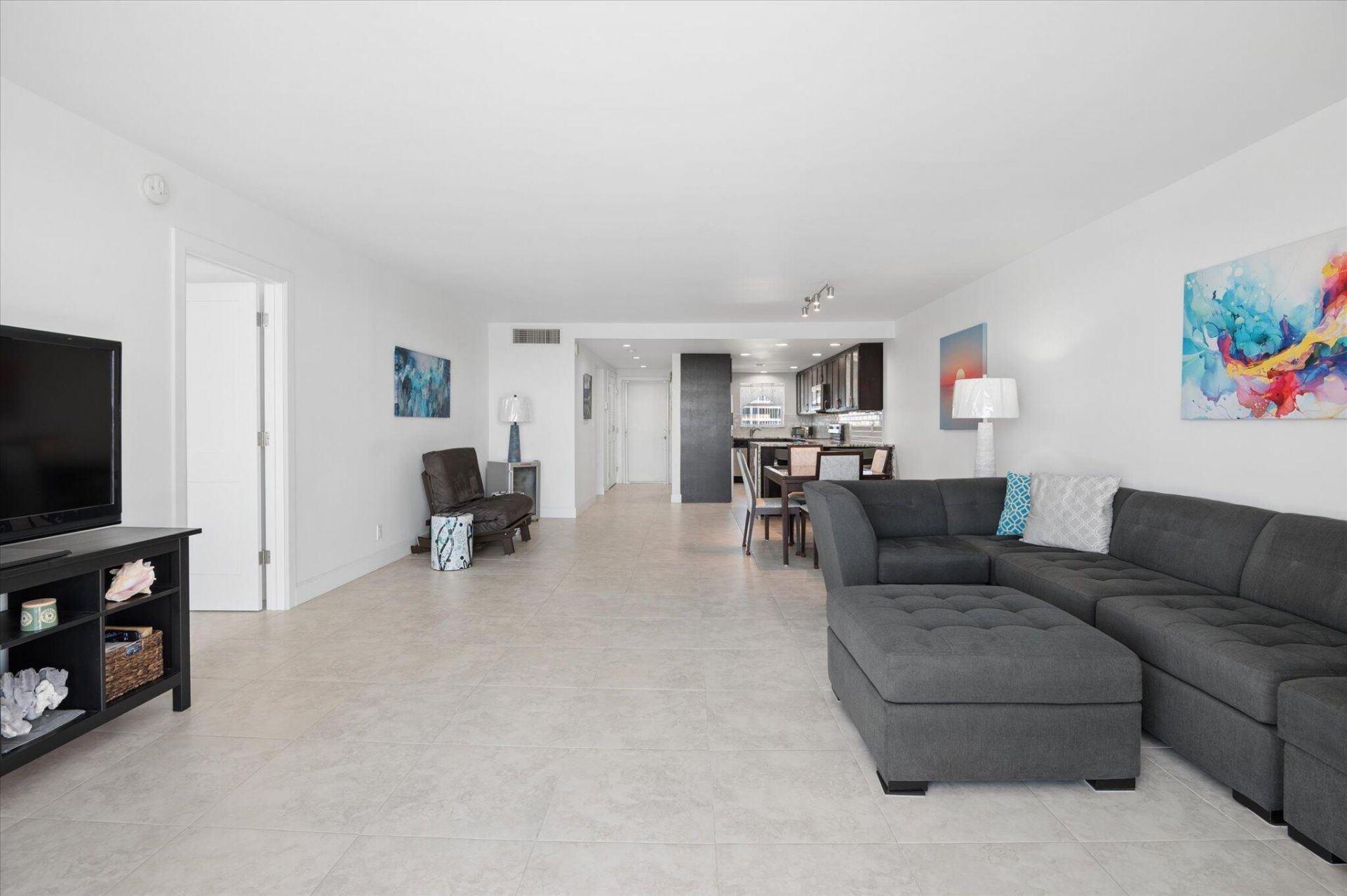 511 Bayshore Drive, Unit 802, Fort Lauderdale, FL 33304 Photo