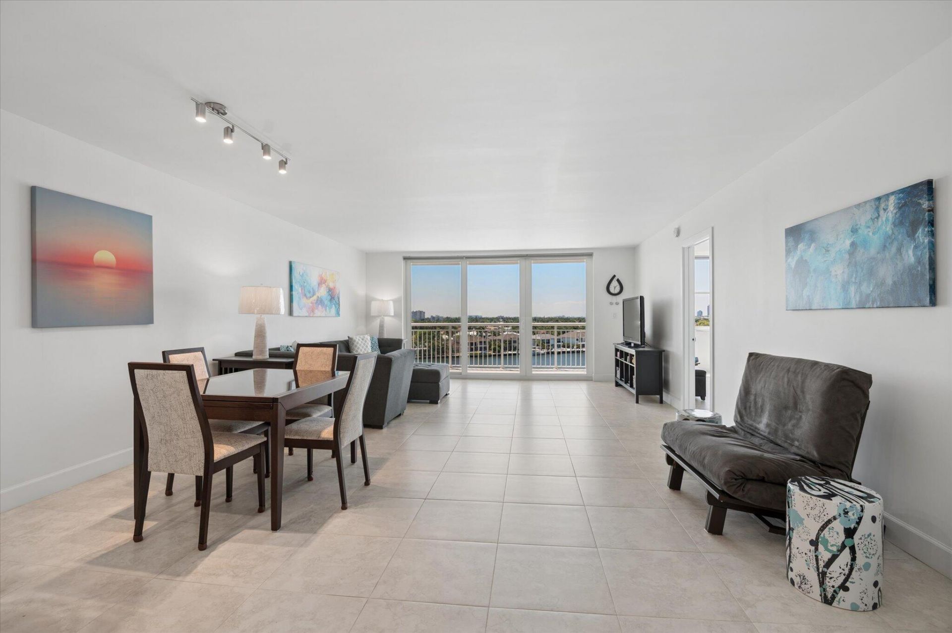 511 Bayshore Drive, Unit 802, Fort Lauderdale, FL 33304 Photo