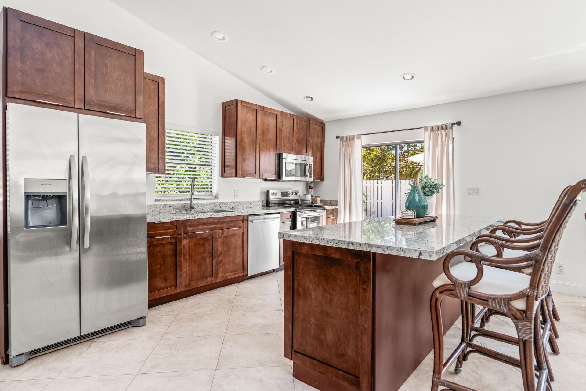 454 Prairie Rose Lane, Boca Raton, FL 33487 Photo