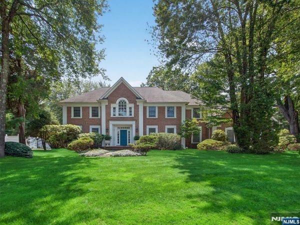 505 Ivy Lane, WYCKOFF, NJ 07481