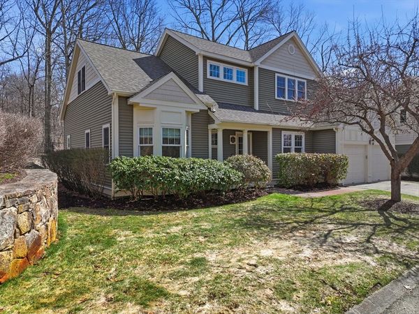 22 Mcneil Circle, Unit 22, Hopkinton, MA 01748