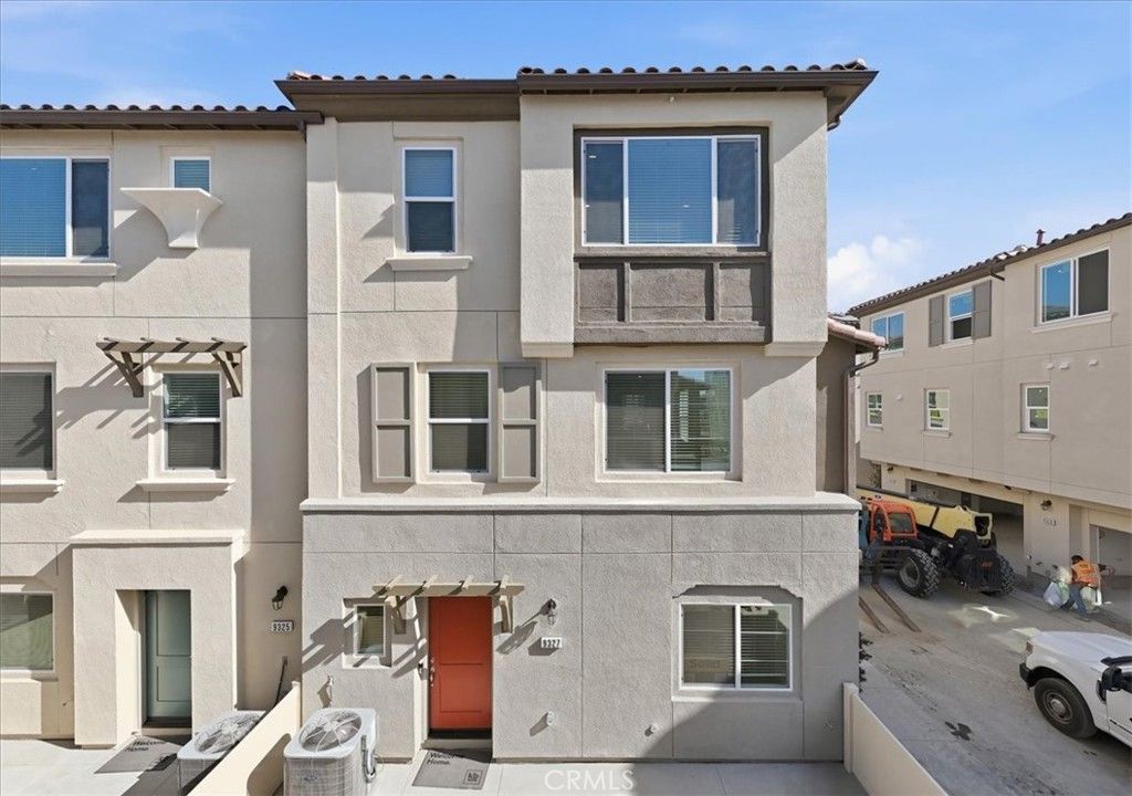 9327 Via Azul, Pico Rivera, CA 90660 Main Photo