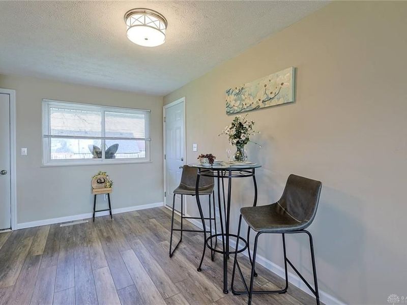 5595 Shady Oak Street, Huber Heights, OH 45424 Photo 11