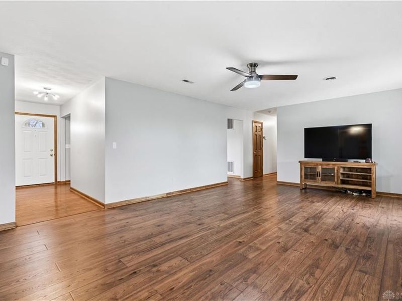 3907 Springboro Road, Clearcreek Township, OH 45036 Photo 9