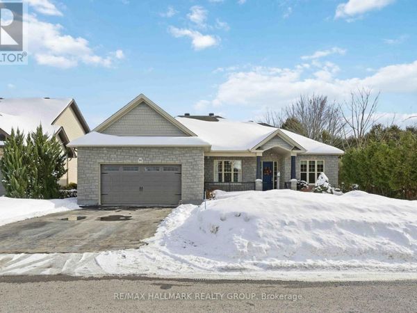 84 Chanonhouse Drive , Ottawa, ON K0A2Z0