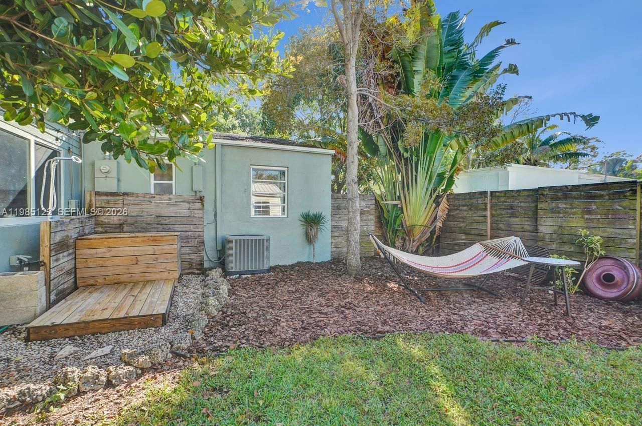 6420 SW 58th Pl, South Miami, FL 33143 Photo