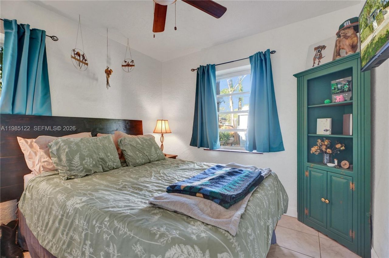 6420 SW 58th Pl, South Miami, FL 33143 Photo