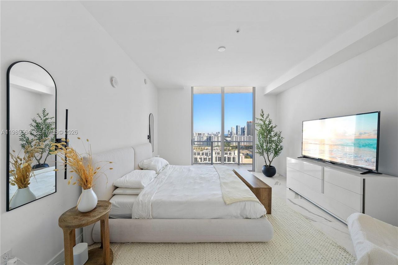 300 Sunny Isles Blvd, Unit 4-TS-03, Sunny Isles Beach, FL 33160 Photo