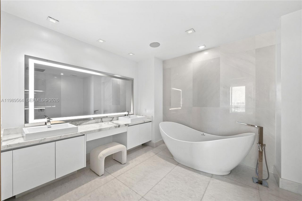 300 Sunny Isles Blvd , Unit 4-TS-03, Sunny Isles Beach, FL 33160 Photo