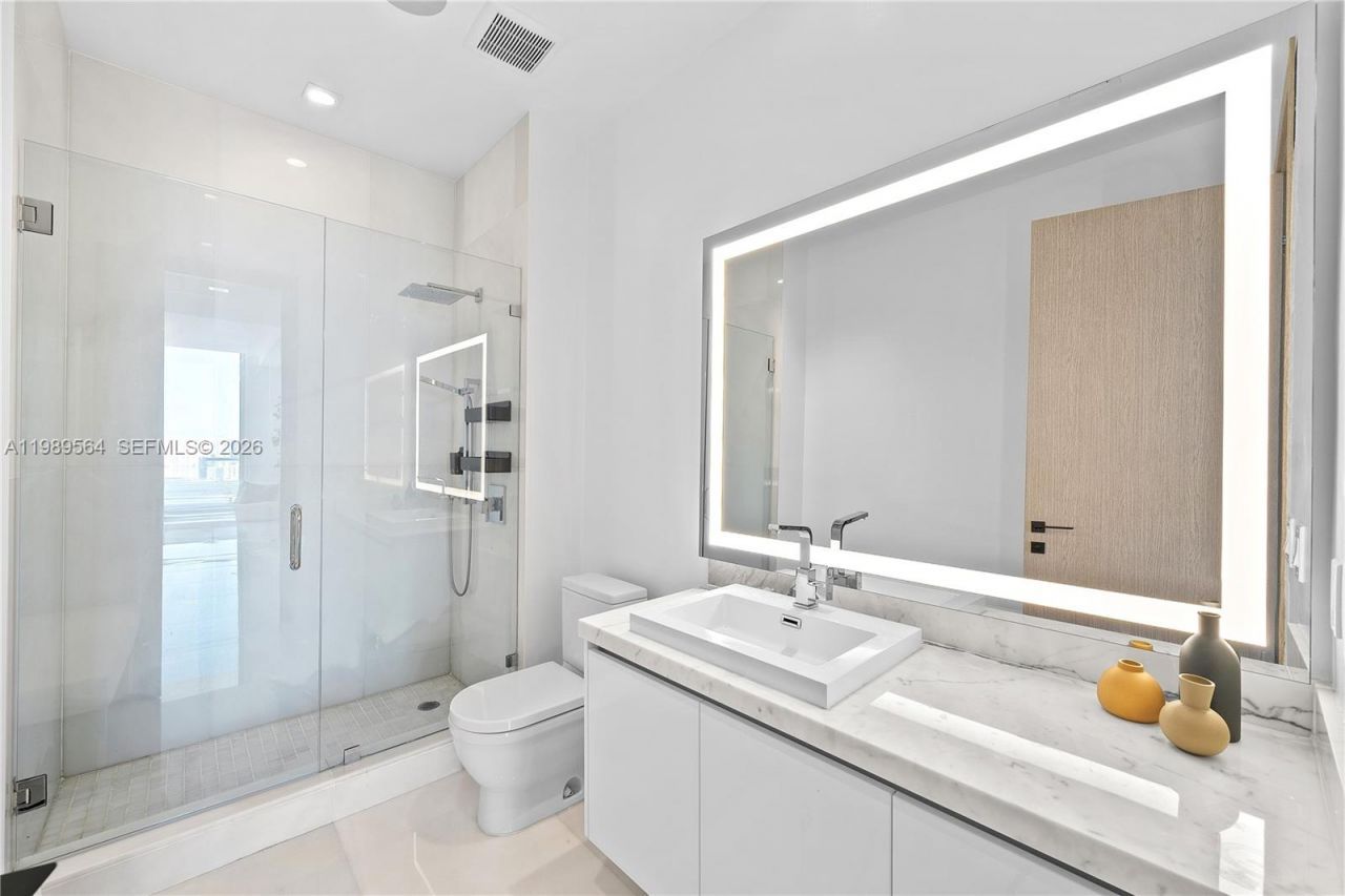 300 Sunny Isles Blvd, Unit 4-TS-03, Sunny Isles Beach, FL 33160 Photo