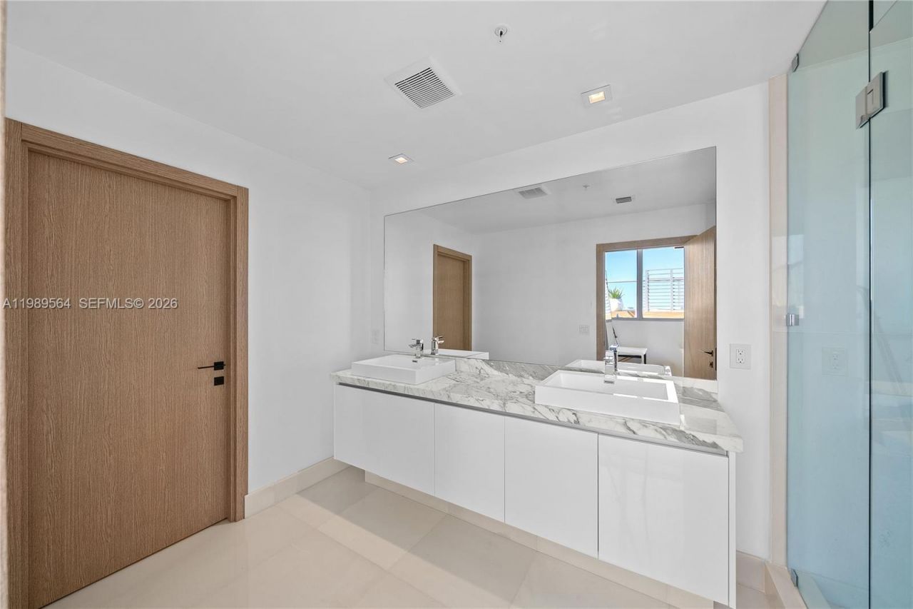 300 Sunny Isles Blvd, Unit 4-TS-03, Sunny Isles Beach, FL 33160 Photo