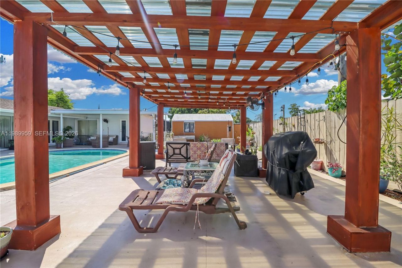 10941 SW 180th St , Miami, FL 33157 Photo