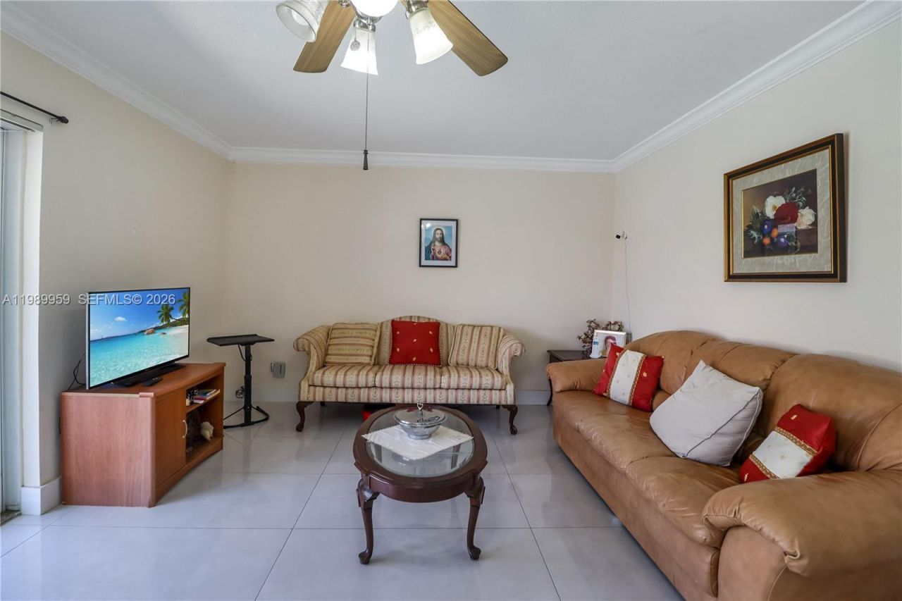 10941 SW 180th St , Miami, FL 33157 Photo