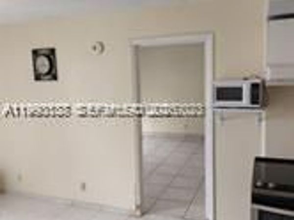 16450 NW 2nd Ave , Unit 215, Miami, FL 33169