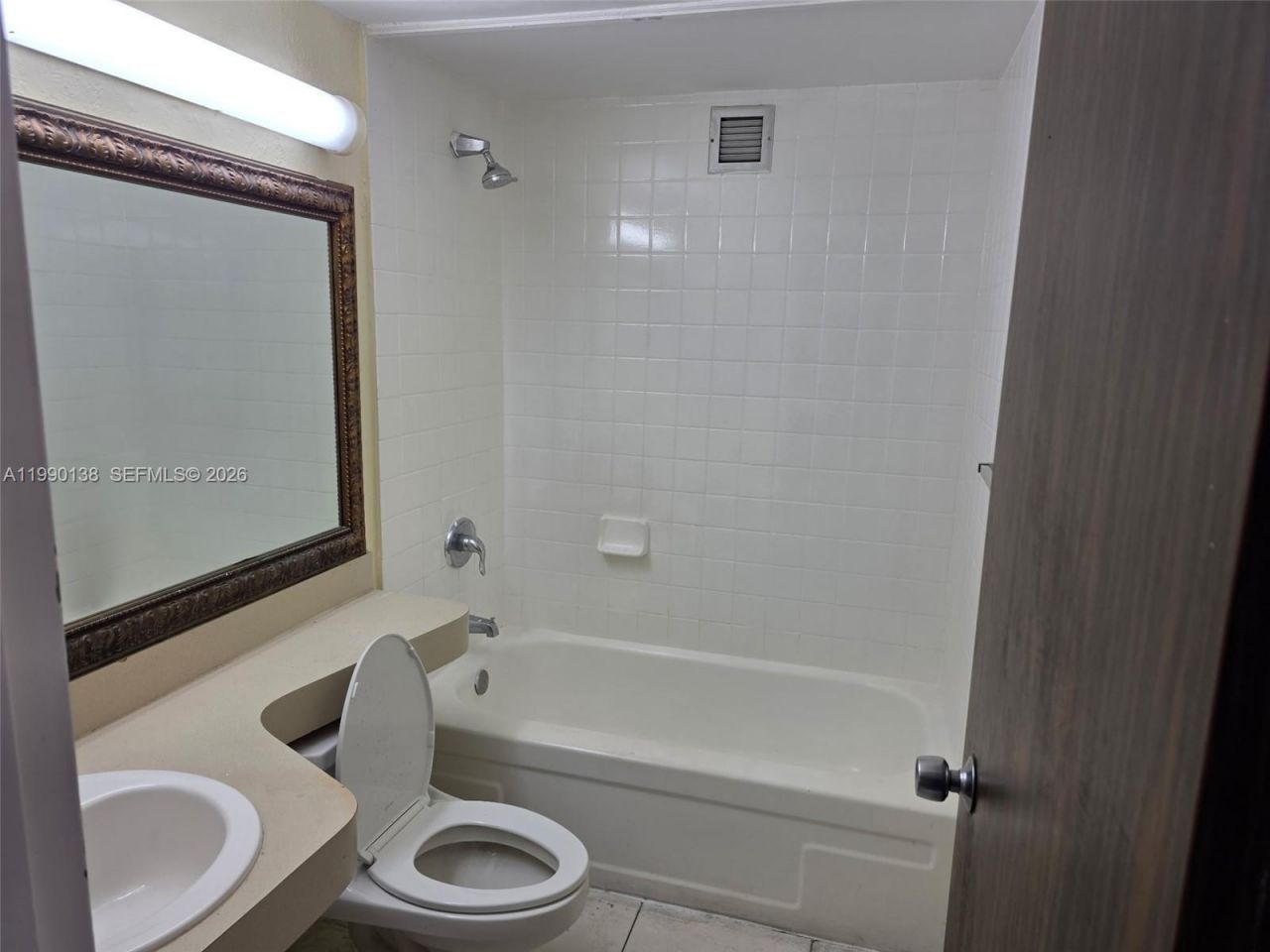 16450 NW 2nd Ave, Unit 215, Miami, FL 33169 Photo