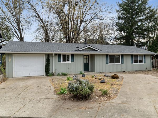 107 Marie Circle, Rogue River, OR 97537