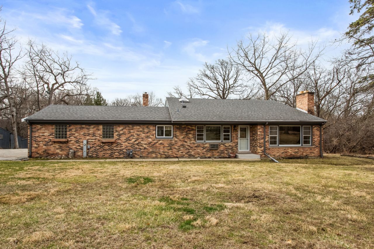 169 Miller Road, Lake Zurich, IL 60047 Main Photo