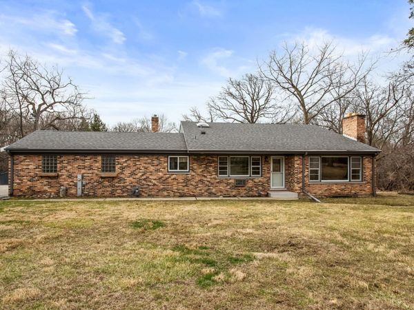 169 Miller Road, Lake Zurich, IL 60047