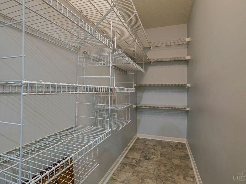 3703 W Galbraith Road, Cincinnati, OH 45247 Photo 18