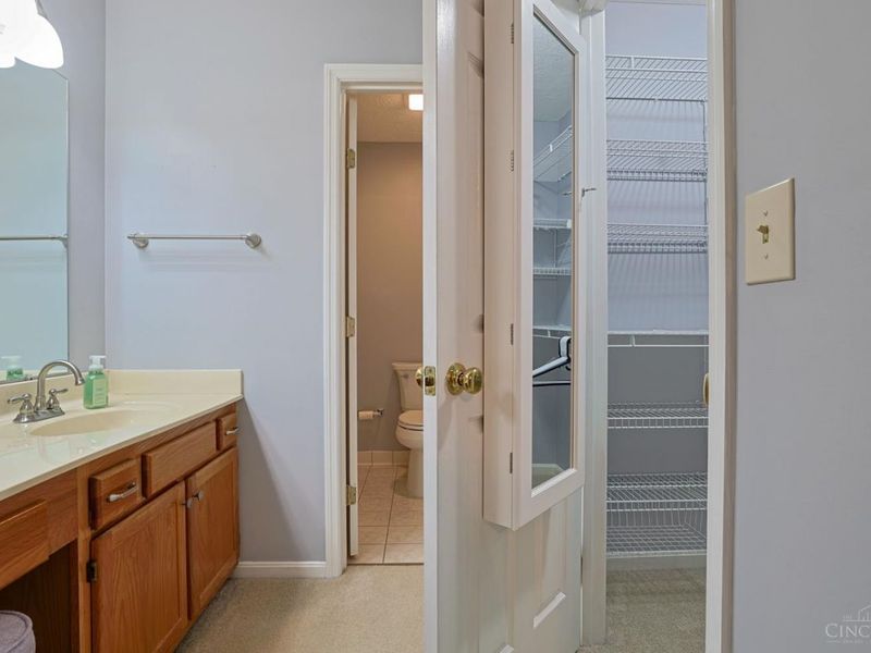 3703 W Galbraith Road, Cincinnati, OH 45247 Photo 27