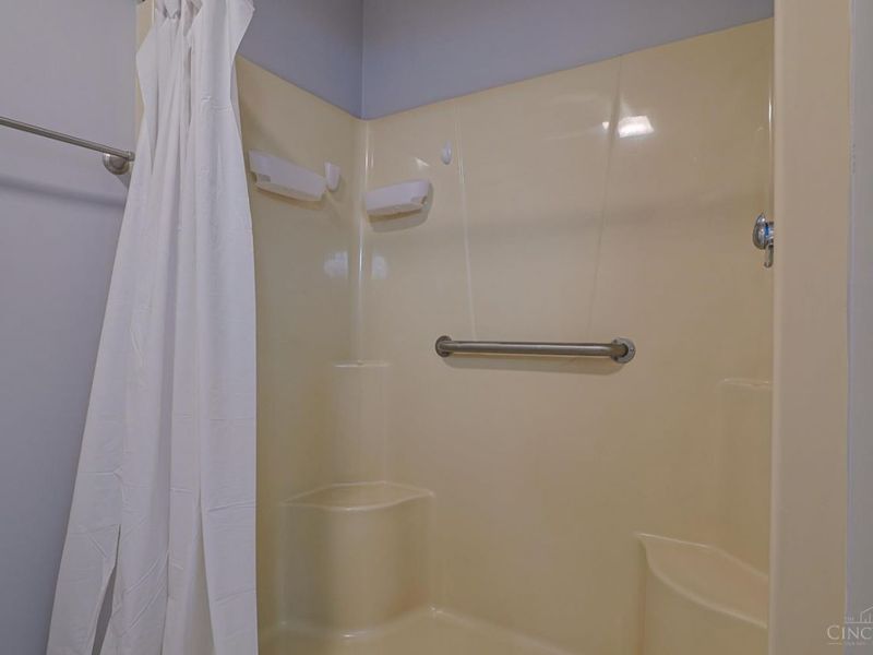 3703 W Galbraith Road, Cincinnati, OH 45247 Photo 31