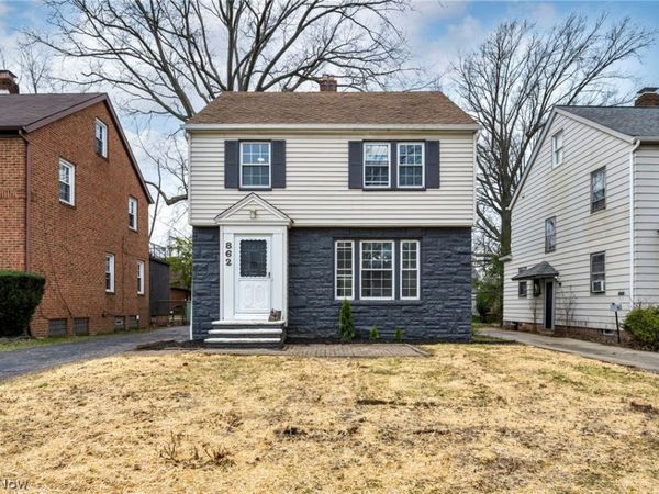 862 Keystone Drive, Cleveland Heights, OH 44121