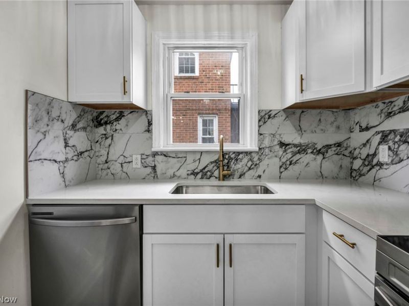 862 Keystone Drive , Cleveland Heights, OH 44121 Photo 11