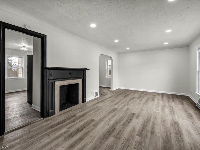 862 Keystone Drive , Cleveland Heights, OH 44121 Photo 5