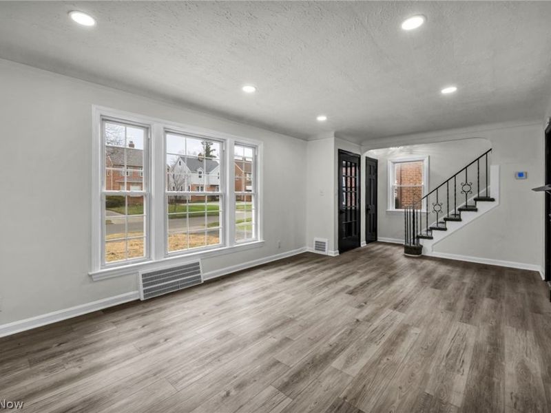 862 Keystone Drive , Cleveland Heights, OH 44121 Photo 6