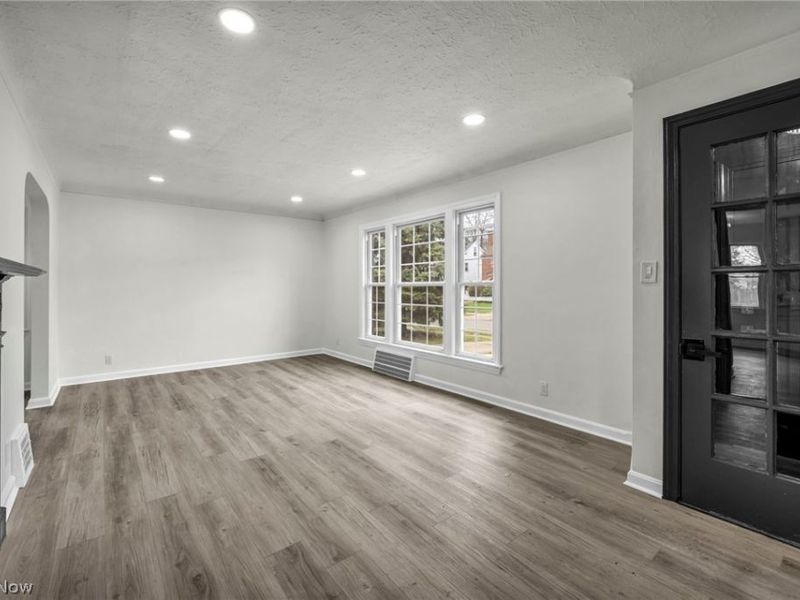 862 Keystone Drive , Cleveland Heights, OH 44121 Photo 7