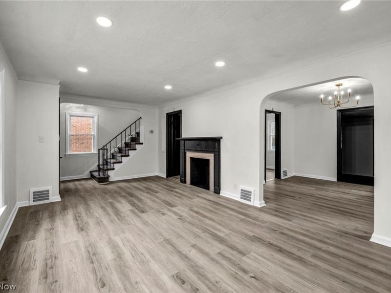 862 Keystone Drive , Cleveland Heights, OH 44121 Photo 8