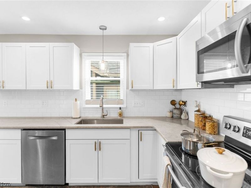 97 Renwick Drive , Poland, OH 44514 Photo 11