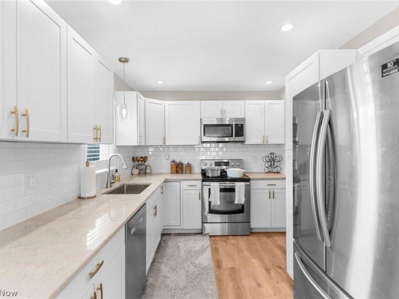 97 Renwick Drive , Poland, OH 44514 Photo 13