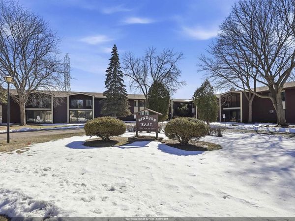 1699 ALCAN DRIVE, Unit 212, Menasha, WI 54952