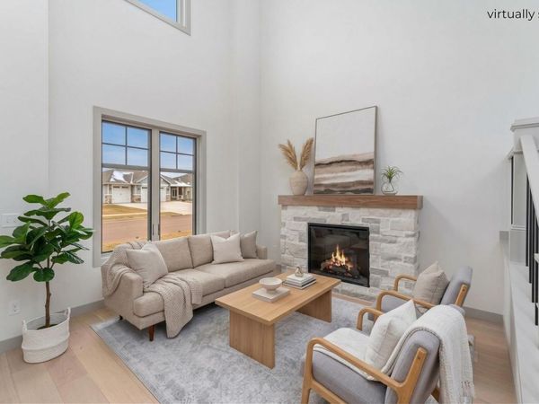 8611 W Shoreline Pl, Sioux Falls, SD 57107